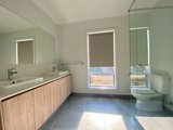 https://images.listonce.com.au/custom/160x/listings/22-heathcote-street-mount-duneed-vic-3217/326/01735326_img_13.jpg?M2NJk1j6Ke4