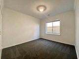 https://images.listonce.com.au/custom/160x/listings/22-heathcote-street-mount-duneed-vic-3217/326/01735326_img_14.jpg?RYuKSim0_cI