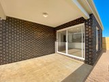 https://images.listonce.com.au/custom/160x/listings/22-heathcote-street-mount-duneed-vic-3217/326/01735326_img_17.jpg?0Urhpq2uW3U