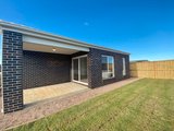 https://images.listonce.com.au/custom/160x/listings/22-heathcote-street-mount-duneed-vic-3217/326/01735326_img_18.jpg?0v72Dp185ek