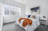 https://images.listonce.com.au/custom/160x/listings/22-henty-street-murrumbeena-vic-3163/057/01725057_img_07.jpg?nLbhYVF5t84