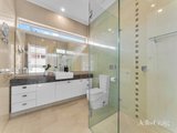 https://images.listonce.com.au/custom/160x/listings/22-highview-road-bentleigh-east-vic-3165/739/01970739_img_06.jpg?4H14yCMe45E