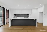 https://images.listonce.com.au/custom/160x/listings/22-hudson-street-moonee-ponds-vic-3039/565/01937565_img_15.jpg?HyVbNWRFB0Y