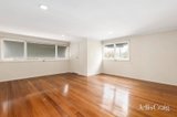 https://images.listonce.com.au/custom/160x/listings/22-hull-road-croydon-vic-3136/018/01832018_img_04.jpg?5x4ovRYNs60