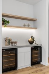 https://images.listonce.com.au/custom/160x/listings/22-jeffrey-street-bentleigh-vic-3204/727/01700727_img_07.jpg?T_p0qjcFgS0