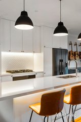 https://images.listonce.com.au/custom/160x/listings/22-jessop-street-greensborough-vic-3088/421/01905421_img_08.jpg?FPMJo-OxE9Y