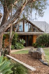 https://images.listonce.com.au/custom/160x/listings/22-kandra-street-ringwood-east-vic-3135/517/01434517_img_27.jpg?u5C0WrC_6xU