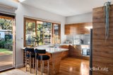 https://images.listonce.com.au/custom/160x/listings/22-keon-street-thornbury-vic-3071/486/01900486_img_04.jpg?SLCVxmTGNI0