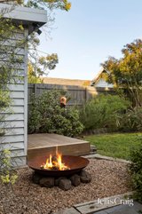 https://images.listonce.com.au/custom/160x/listings/22-keon-street-thornbury-vic-3071/486/01900486_img_10.jpg?4_w8rsXqgyU