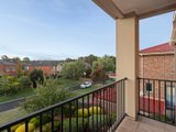 https://images.listonce.com.au/custom/160x/listings/22-kimberley-way-bulleen-vic-3105/813/01630813_img_13.jpg?CXNht3ueges