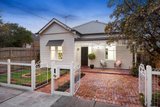 https://images.listonce.com.au/custom/160x/listings/22-latrobe-street-hughesdale-vic-3166/399/01651399_img_02.jpg?1yP15r8SvDE