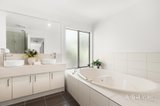 https://images.listonce.com.au/custom/160x/listings/22-laurel-street-ashburton-vic-3147/391/01988391_img_13.jpg?N3dP9VJ6qAI