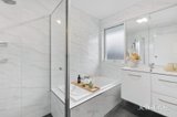 https://images.listonce.com.au/custom/160x/listings/22-lincoln-street-burwood-east-vic-3151/300/01948300_img_09.jpg?OHPHltmbZiI