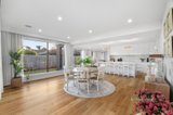 https://images.listonce.com.au/custom/160x/listings/22-lindau-drive-vermont-south-vic-3133/328/01726328_img_06.jpg?UJ0gybrPrCY