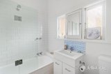https://images.listonce.com.au/custom/160x/listings/22-linton-court-hawthorn-east-vic-3123/077/01814077_img_06.jpg?Hmd9V60lpNY