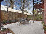 https://images.listonce.com.au/custom/160x/listings/22-linton-court-hawthorn-east-vic-3123/840/01683840_img_06.jpg?LwWjcpuBtqc