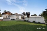 https://images.listonce.com.au/custom/160x/listings/22-lionel-crescent-croydon-vic-3136/153/01899153_img_10.jpg?hX2nZra163I