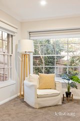 https://images.listonce.com.au/custom/160x/listings/22-long-view-road-croydon-south-vic-3136/150/01815150_img_08.jpg?ZGK6gKzJ0vo
