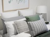 https://images.listonce.com.au/custom/160x/listings/22-longbeach-close-aspendale-vic-3195/733/01008733_img_08.jpg?kEAj8OV82Qo
