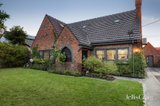 https://images.listonce.com.au/custom/160x/listings/22-louise-street-brighton-east-vic-3187/347/01899347_img_01.jpg?bpYBa-6Sv9E