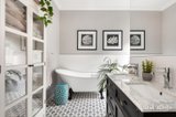 https://images.listonce.com.au/custom/160x/listings/22-louise-street-brighton-east-vic-3187/347/01899347_img_08.jpg?IOMjSeNeX60