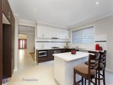 https://images.listonce.com.au/custom/160x/listings/22-lush-court-altona-meadows-vic-3028/339/01202339_img_06.jpg?hOBMbFW3pME