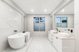 https://images.listonce.com.au/custom/160x/listings/22-marianne-way-mount-waverley-vic-3149/764/01911764_img_08.jpg?soW44JNUQFM