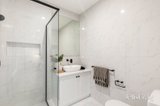 https://images.listonce.com.au/custom/160x/listings/22-marianne-way-mount-waverley-vic-3149/764/01911764_img_11.jpg?G-wb45B4Cts