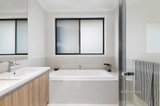 https://images.listonce.com.au/custom/160x/listings/22-marlborough-street-bentleigh-east-vic-3165/841/01562841_img_11.jpg?I6XywvzlL4M