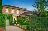 https://images.listonce.com.au/custom/160x/listings/22-marshall-avenue-kew-vic-3101/660/00584660_img_01.jpg?Bd-uaTeVsg8