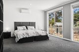 https://images.listonce.com.au/custom/160x/listings/22-monash-street-newstead-vic-3462/204/01474204_img_03.jpg?lzq2MrTlYwQ