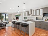 https://images.listonce.com.au/custom/160x/listings/22-morrie-crescent-blackburn-north-vic-3130/399/01721399_img_04.jpg?TUiizTaLcnw