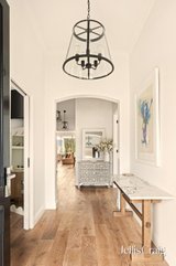 https://images.listonce.com.au/custom/160x/listings/22-mount-view-street-aspendale-vic-3195/951/01947951_img_09.jpg?sNuuz5NoyCA