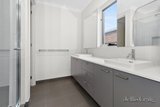 https://images.listonce.com.au/custom/160x/listings/22-mountain-ash-circuit-winter-valley-vic-3358/497/01916497_img_05.jpg?Z4MPSYqyWKA