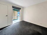 https://images.listonce.com.au/custom/160x/listings/22-nanworen-crescent-bell-park-vic-3215/400/01915400_img_04.jpg?jUWTLdDZNnY
