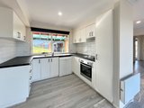 https://images.listonce.com.au/custom/160x/listings/22-nanworen-crescent-bell-park-vic-3215/400/01915400_img_05.jpg?-zeCUeQ8RpE