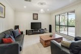 https://images.listonce.com.au/custom/160x/listings/22-nirvana-crescent-bulleen-vic-3105/621/00366621_img_02.jpg?qGF4FcuygRI