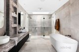 https://images.listonce.com.au/custom/160x/listings/22-oxford-street-camberwell-vic-3124/705/01455705_img_14.jpg?Y8WN4__X_IQ