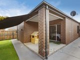 https://images.listonce.com.au/custom/160x/listings/22-packer-way-williams-landing-vic-3027/034/00978034_img_05.jpg?FjW-Lgyxlpc