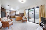 https://images.listonce.com.au/custom/160x/listings/22-peveril-street-glen-waverley-vic-3150/519/01080519_img_04.jpg?pA9bvd4lBB8