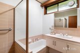 https://images.listonce.com.au/custom/160x/listings/22-phillips-crescent-rosanna-vic-3084/212/01932212_img_13.jpg?iHlxGy2sRjE