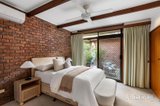 https://images.listonce.com.au/custom/160x/listings/22-phillips-crescent-rosanna-vic-3084/212/01932212_img_15.jpg?m2i3C7h3ub4