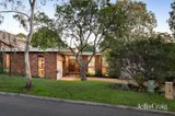 https://images.listonce.com.au/custom/160x/listings/22-phillips-crescent-rosanna-vic-3084/212/01932212_img_17.jpg?MSIjBU4kB6o