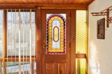 https://images.listonce.com.au/custom/160x/listings/22-pine-avenue-camberwell-vic-3124/177/01106177_img_03.jpg?QIL51byheQU