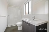https://images.listonce.com.au/custom/160x/listings/22-red-robin-drive-winter-valley-vic-3358/526/01821526_img_06.jpg?3AP4z7fRNzY