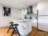 https://images.listonce.com.au/custom/160x/listings/22-roland-avenue-strathmore-vic-3041/322/00847322_img_04.jpg?57XSOFrN_rY