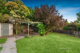 https://images.listonce.com.au/custom/160x/listings/22-rowan-street-doncaster-east-vic-3109/669/01579669_img_04.jpg?_UQzZSt-Tww