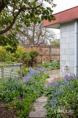 https://images.listonce.com.au/custom/160x/listings/22-serpentine-street-mont-albert-vic-3127/092/01808092_img_18.jpg?DKqDffNVSZs