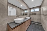 https://images.listonce.com.au/custom/160x/listings/22-spotted-gum-drive-lara-vic-3212/579/01698579_img_08.jpg?cr7P0VZPlOk