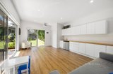 https://images.listonce.com.au/custom/160x/listings/22-sunderland-avenue-ashburton-vic-3147/992/01632992_img_13.jpg?mdNSRDSAW90